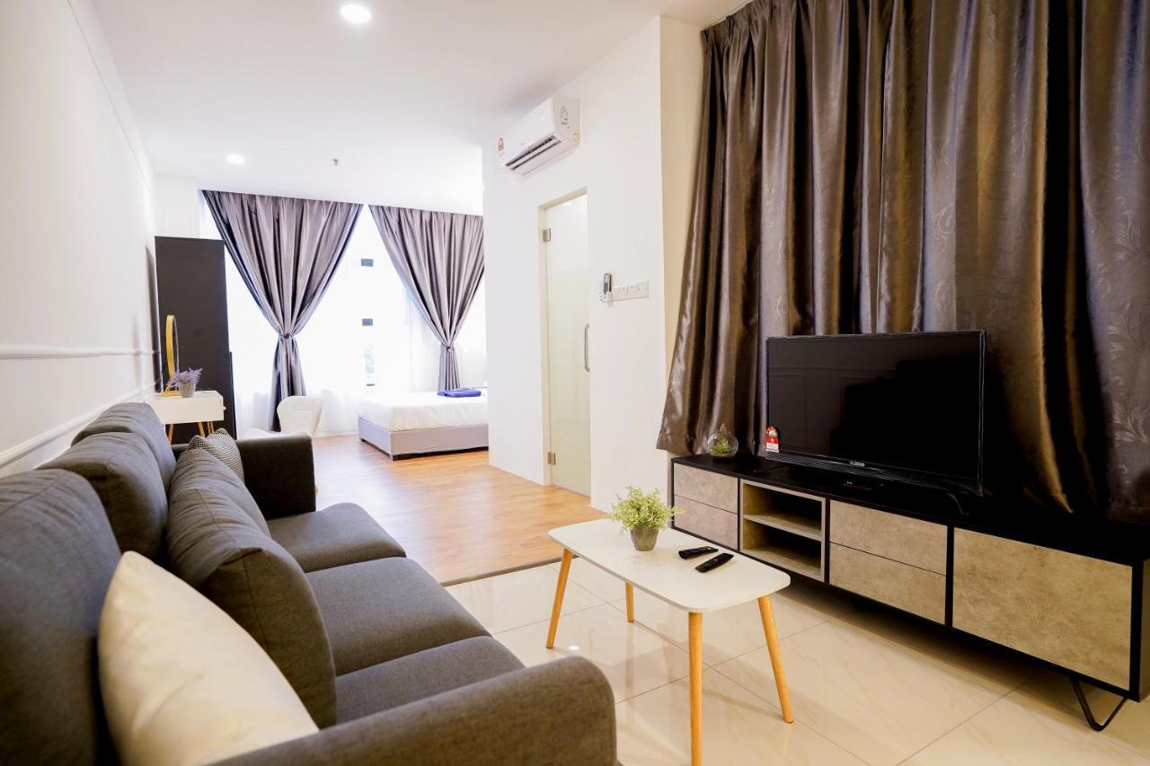 Itcc Manhattan Suites By Pinstay Penampang Екстер'єр фото